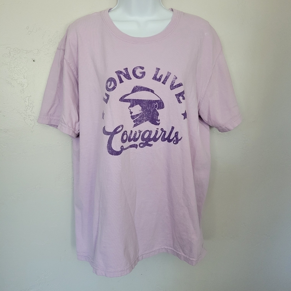 Illustrated Society Women's Small Lilac Purple Graphic Tee Long Live Cowgirls